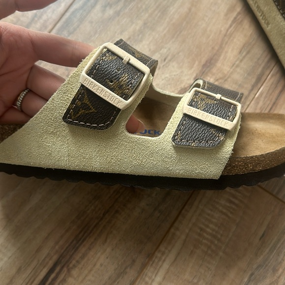 Louis Vuitton x Birkenstock sandals - Picture 3 of 5
